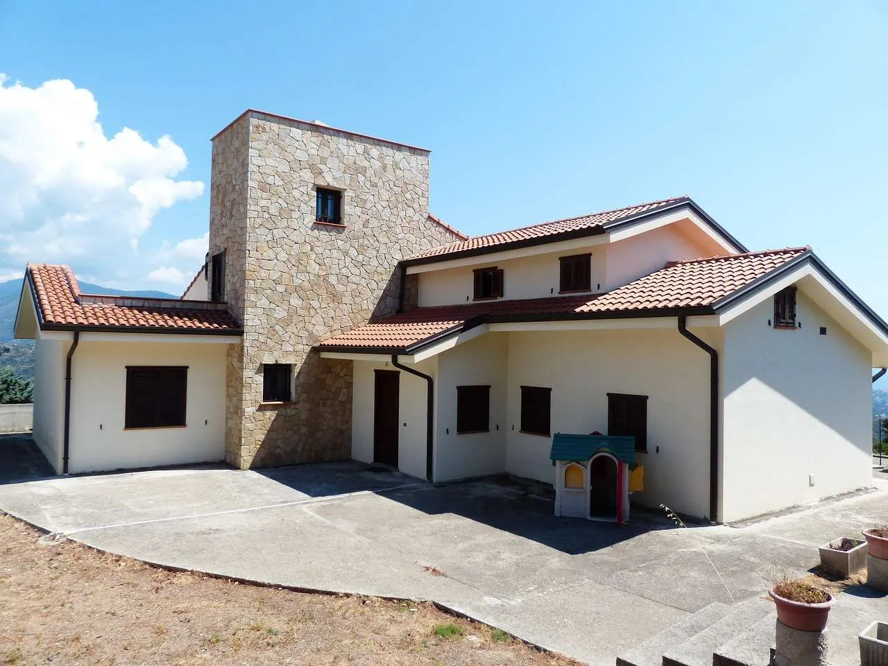 Metal Roofing Panels: Durability, Styles & Costs